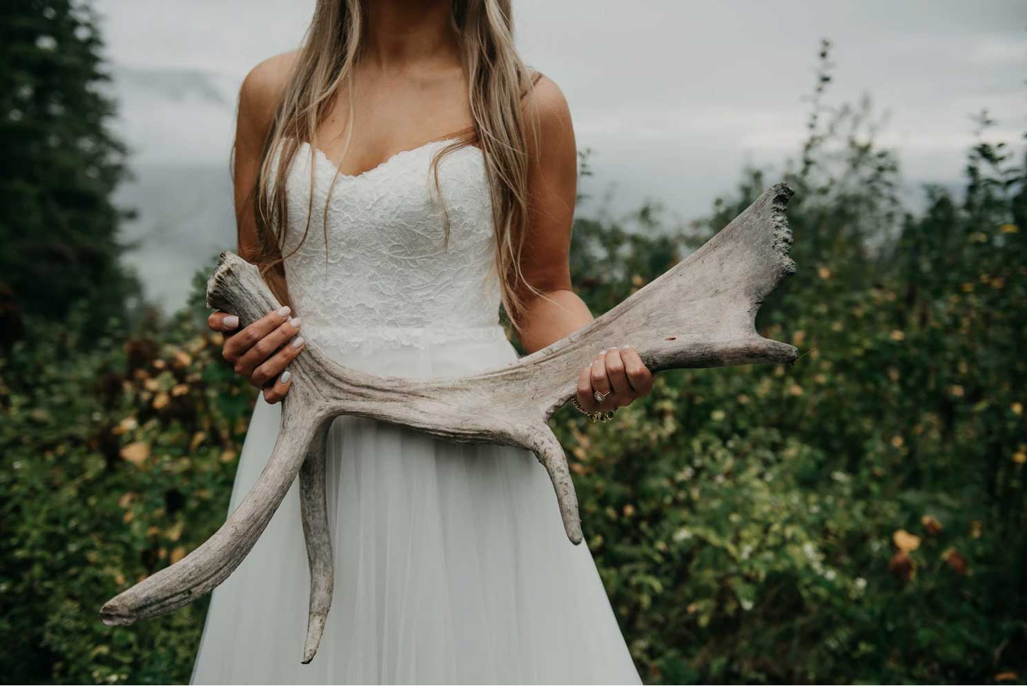 A bride with an antler.