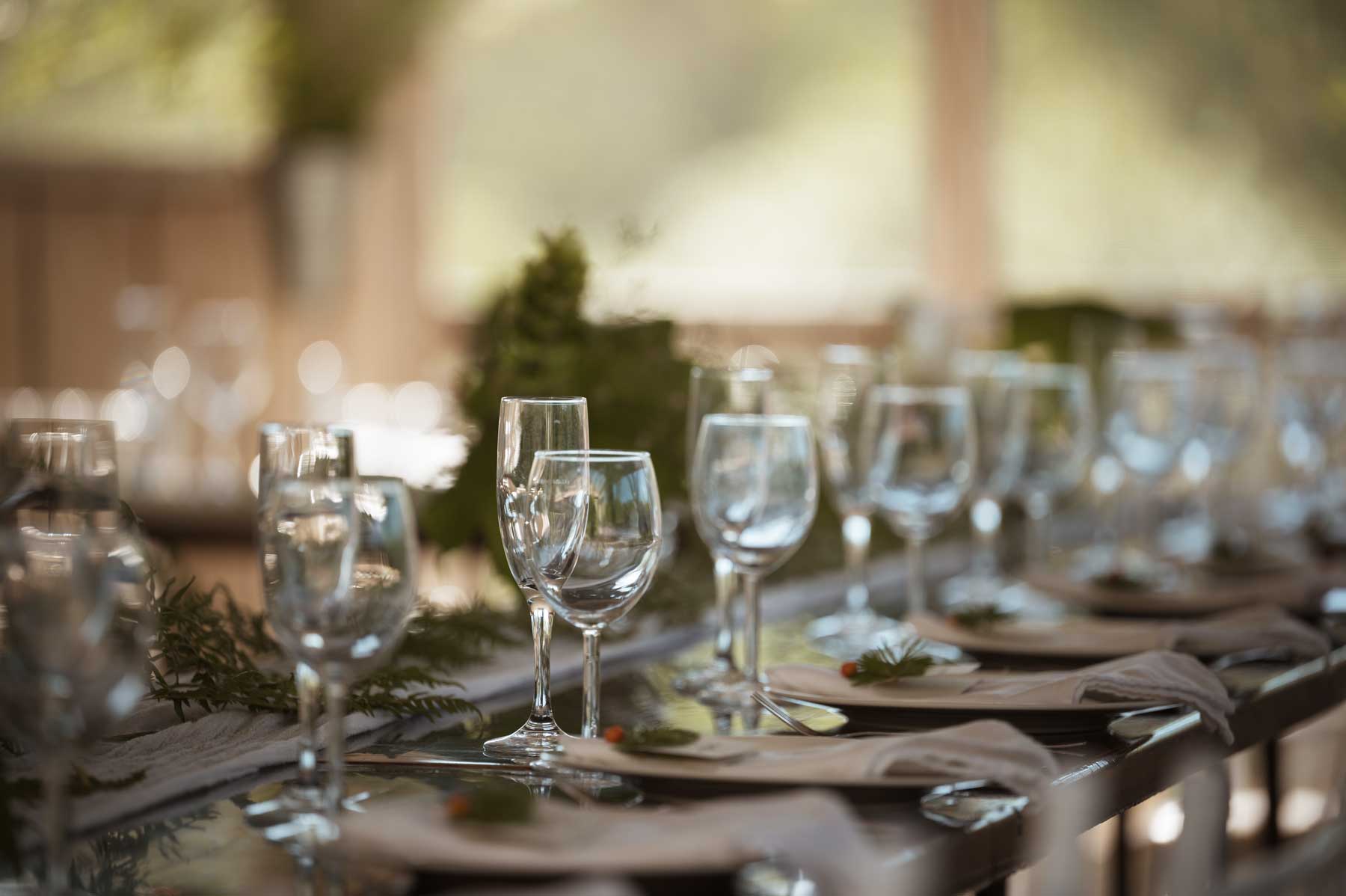 A sustainably decorated wedding table at Tin Poppy Retreat.