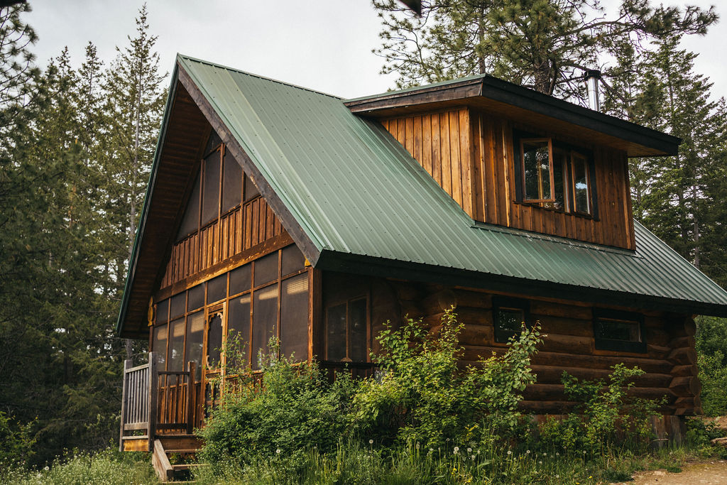Rental cabin, Wild Rose Cabin near Salmon Arm, BC.