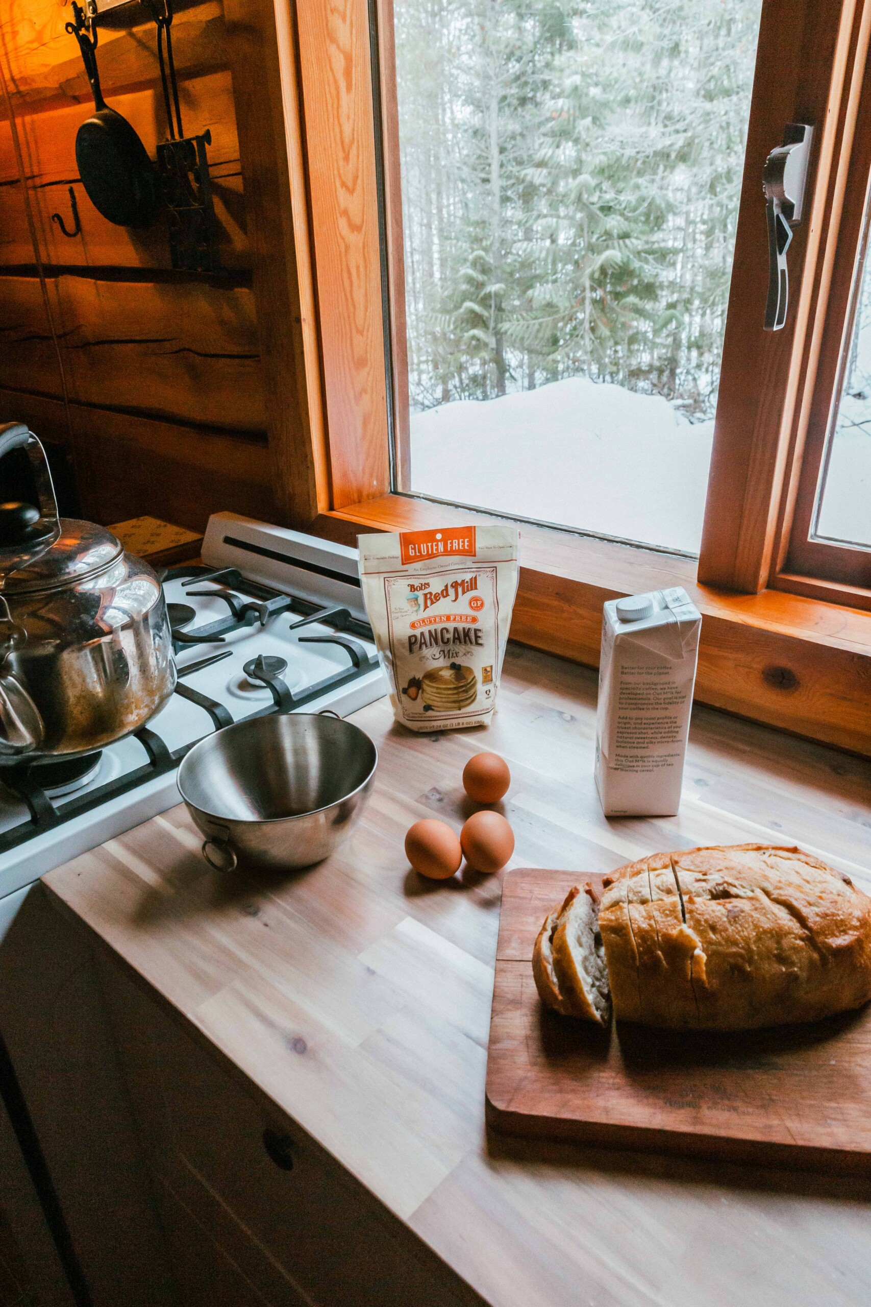 breakfast_cabin2 Breakfast in Violet Cabin at Tin Poppy Retreat.