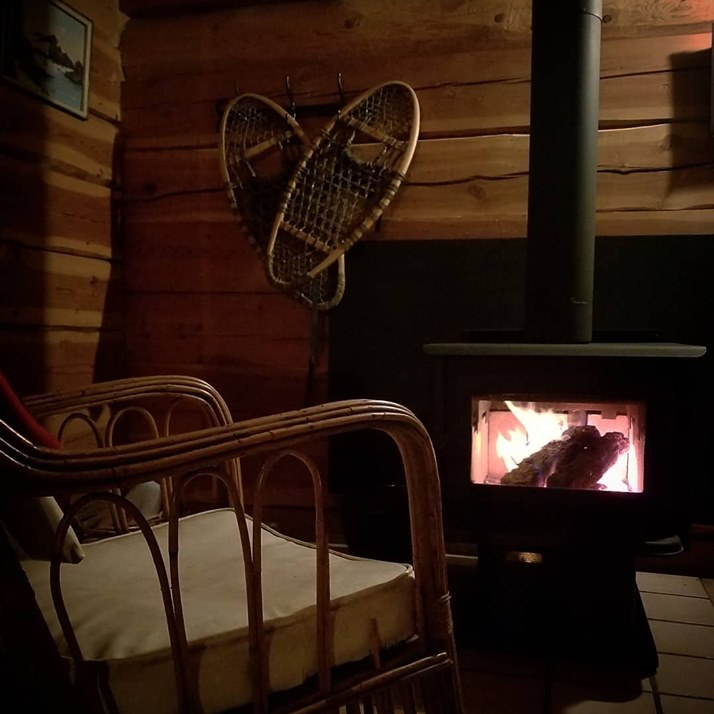 winter-glamping-tin-poppy-retreat